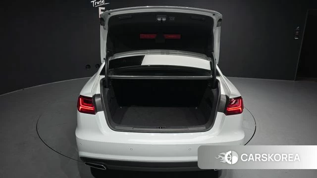 Audi New A6 id 3808286 из Кореи 11