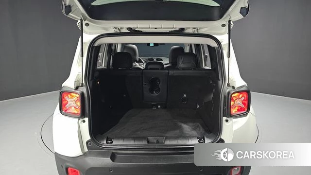Jeep Renegade id 3903414 из Кореи 11