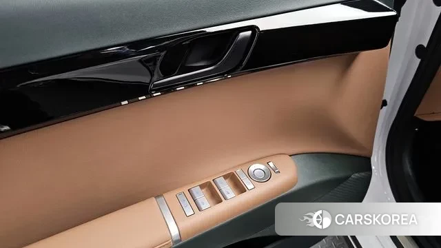 Hyundai Grandeur (GN7) id 3775709 из Кореи 11