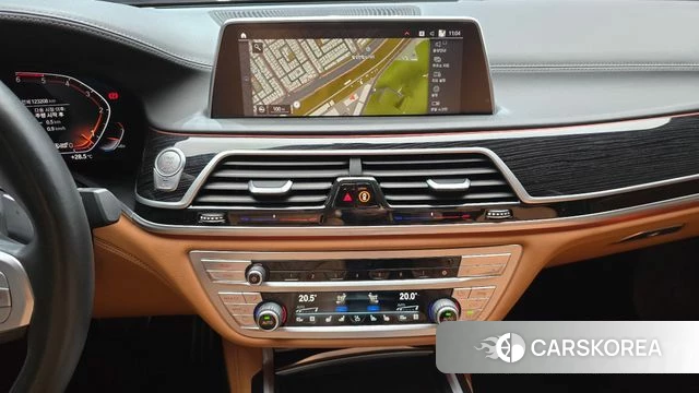 BMW 7 Series (G11) id 4625826 из Кореи 11