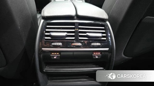 BMW 5 Series (G30) id 4435802 из Кореи 11