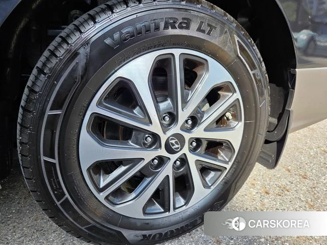Hyundai The New Grand Starex id 4647379 из Кореи 11