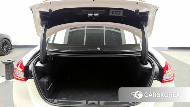 Maserati Ghibli id 3942786 из Кореи 11