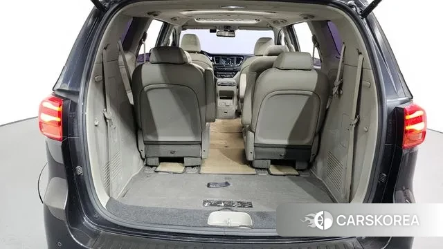 Kia The New Carnival id 3574003 из Кореи 11