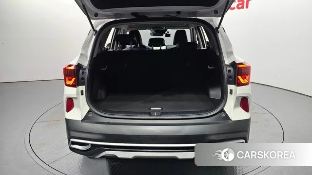 Kia Seltos id 4377317 из Кореи 11