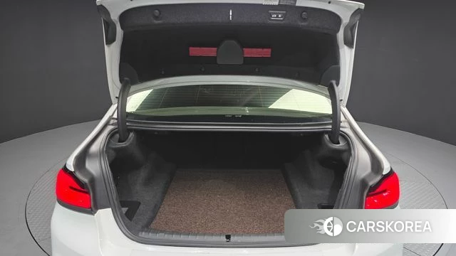 BMW 5 Series (G30) id 3861739 из Кореи 11