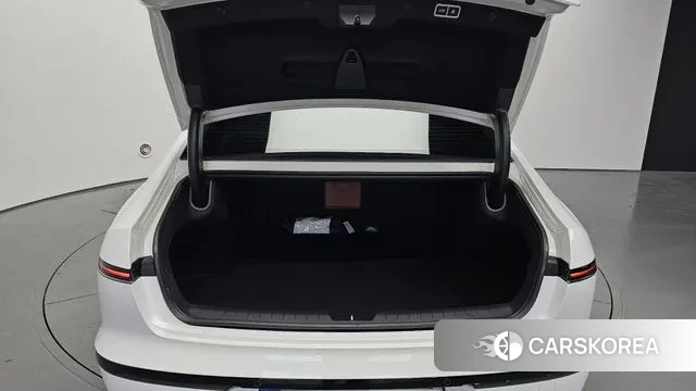 Hyundai Grandeur (GN7) id 3487500 из Кореи 11