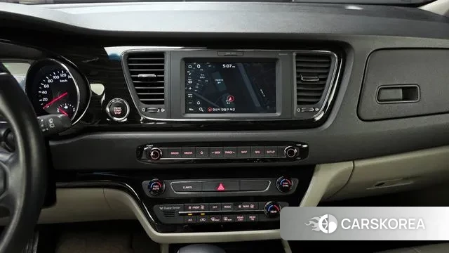 Kia The New Carnival id 3134387 из Кореи 11