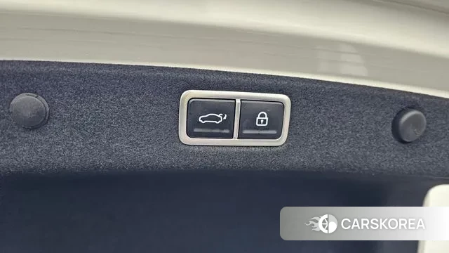 Hyundai Grandeur (GN7) id 3591125 из Кореи 11