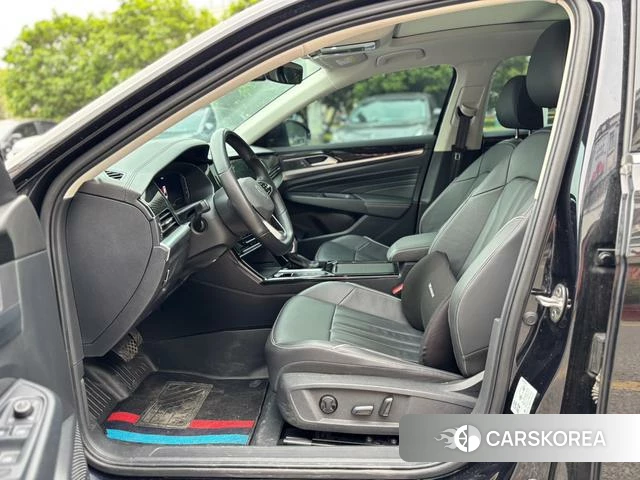 Volkswagen Passat id 4290977 из Китая 11