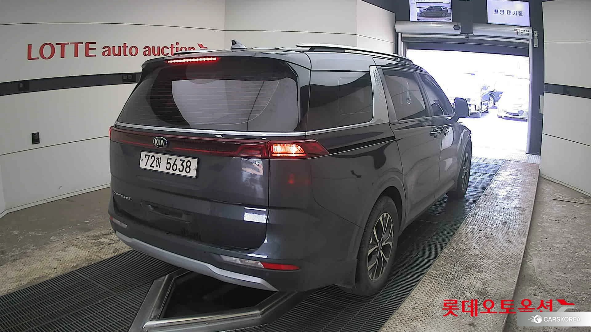 Kia Carnival id 3882095 из Кореи 11