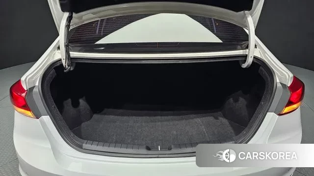 Hyundai Avante AD id 3000516 из Кореи 11