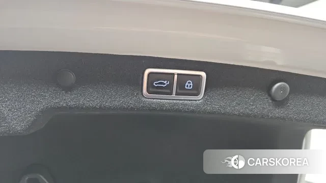 Hyundai Grandeur Hybrid (GN7) id 3486971 из Кореи 11