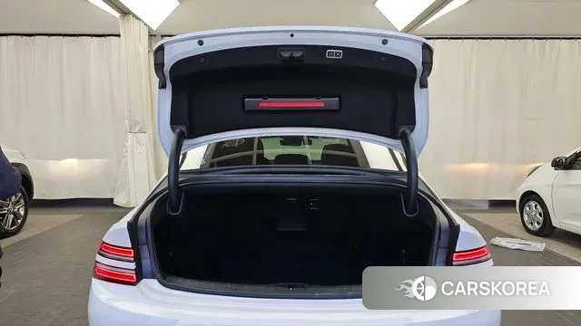 Genesis G80 (RG3) id 3509284 из Кореи 11