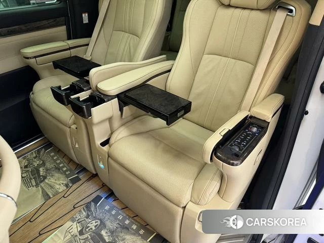 Toyota Elfa id 4274432 из Китая 11