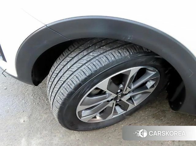 Kia Stonic id 3867154 из Кореи 11