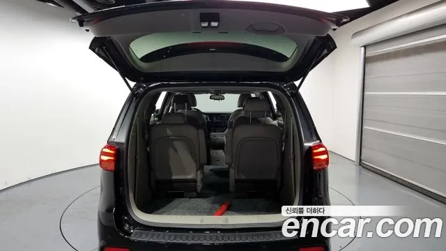 Kia The New Carnival id 2907434 из Кореи 11