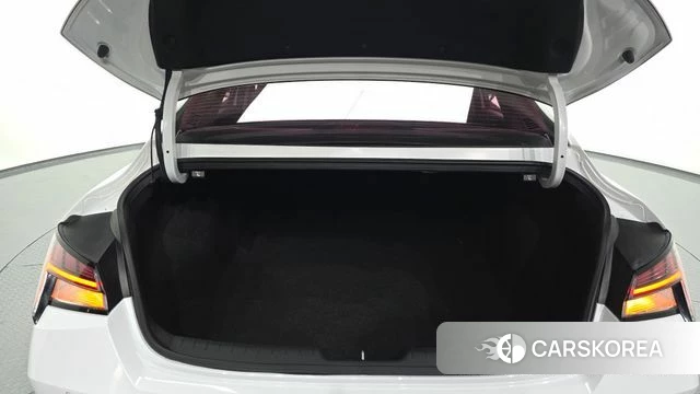 Hyundai Avante (CN7) id 3965348 из Кореи 11