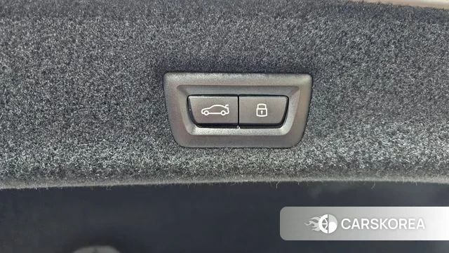 BMW 7 Series (G70) id 3087890 из Кореи 11