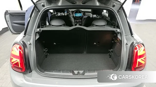 Mini Cooper Electric id 3610977 из Кореи 11