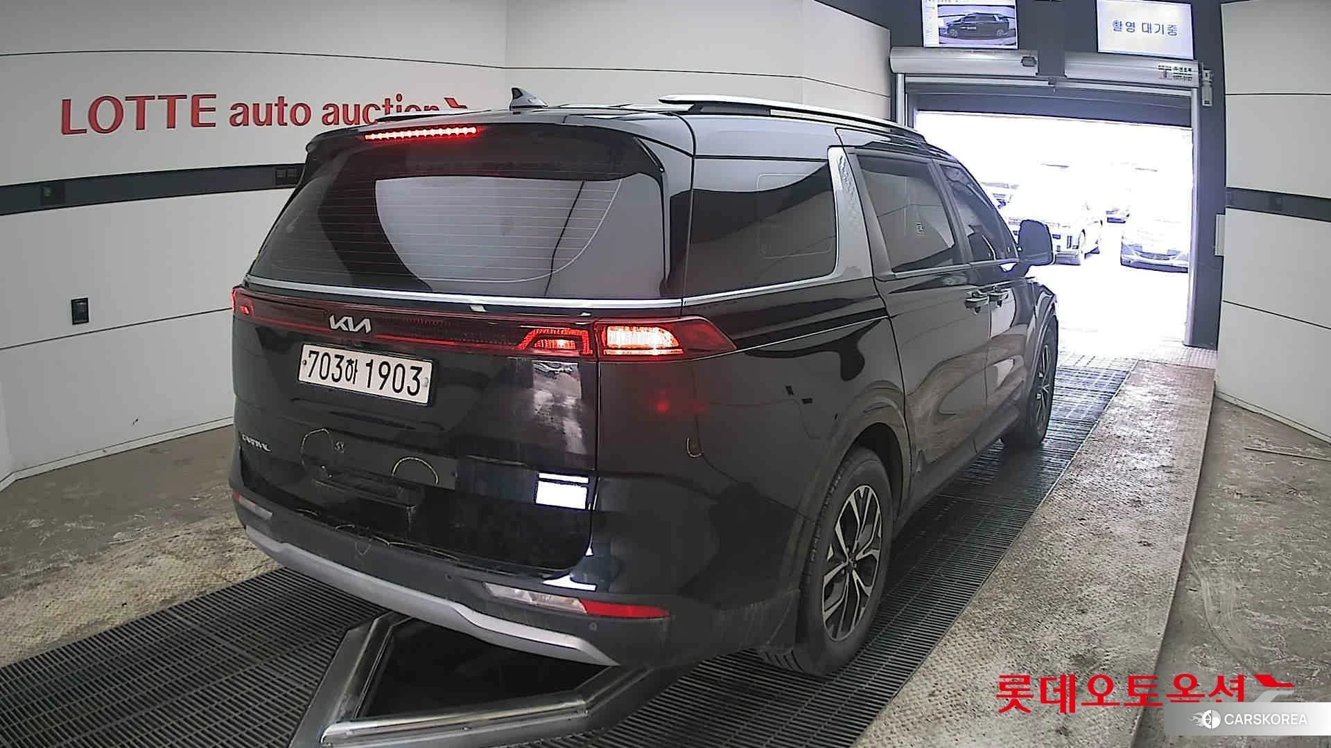 Kia Carnival id 3875718 из Кореи 11