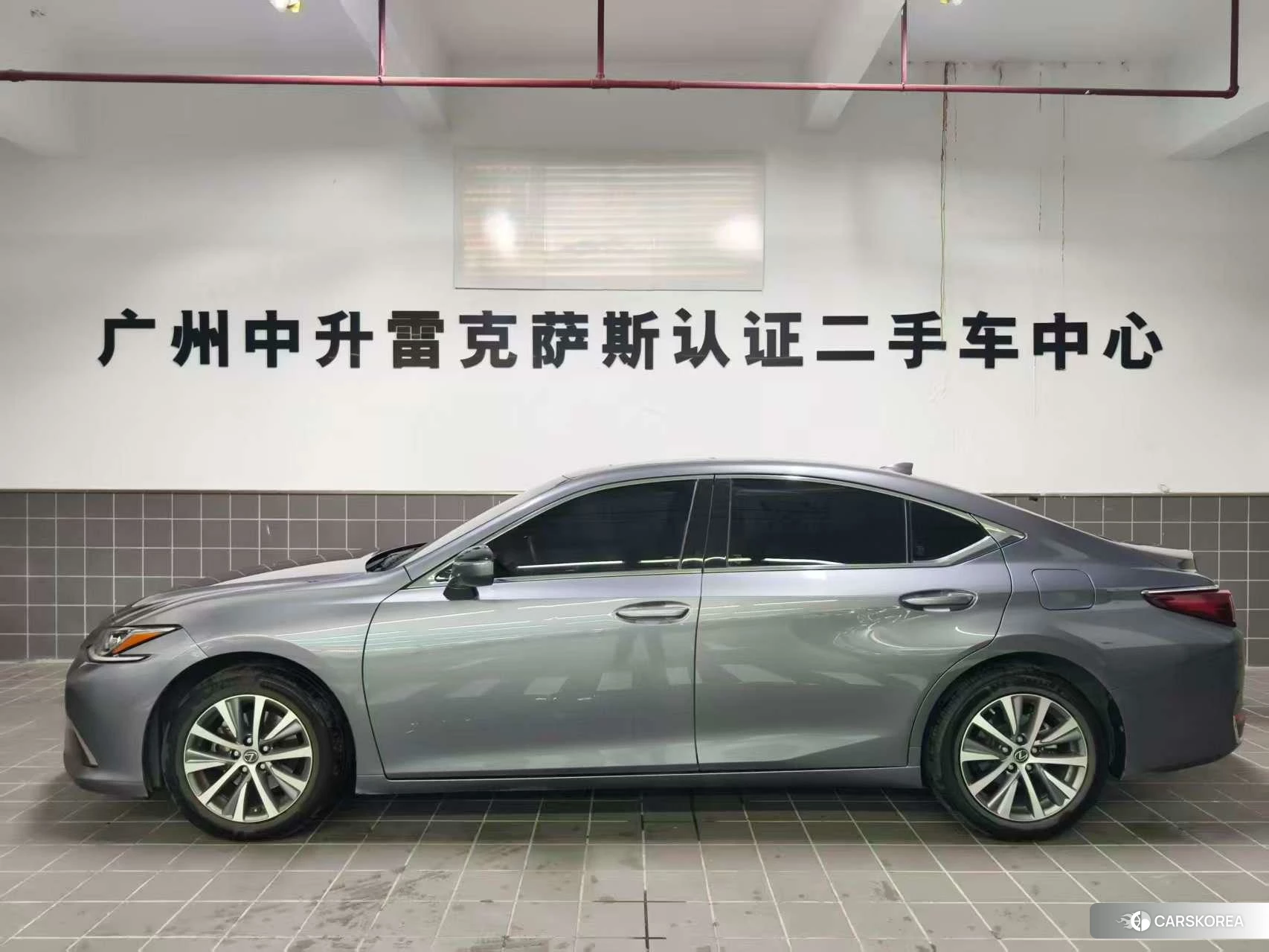 Lexus ES id 4455861 из Китая 11