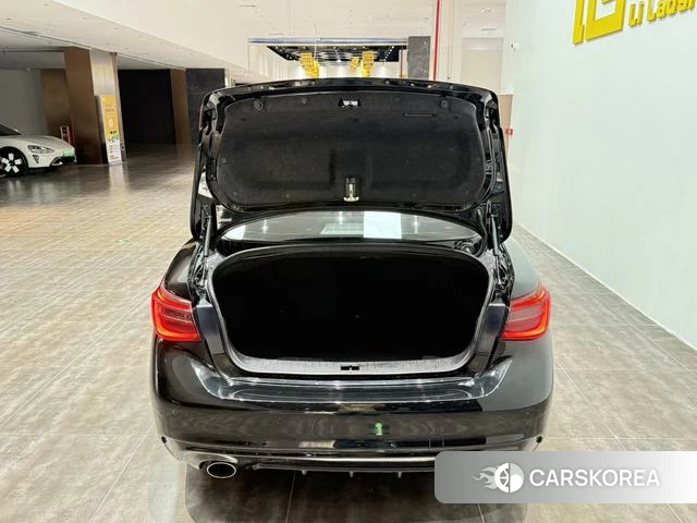 Infiniti Q50L id 4220881 из Китая 11