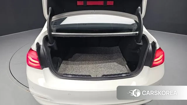 BMW 3 Series (F30) id 2981987 из Кореи 11