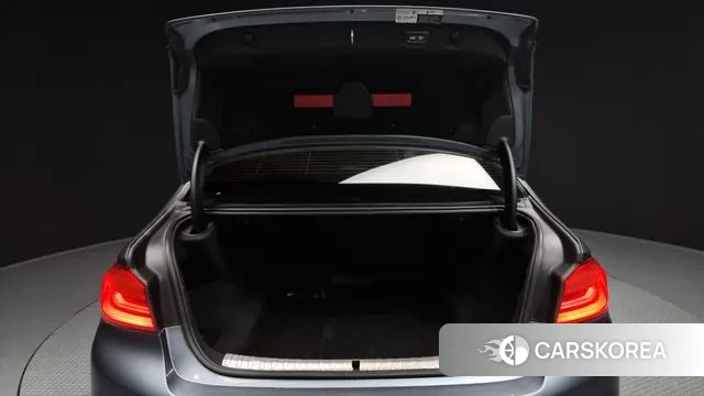 BMW 5 Series (G30) id 3402693 из Кореи 11