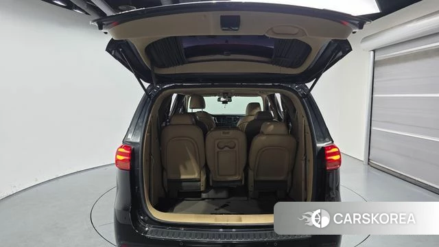 Kia The New Carnival id 3955605 из Кореи 11