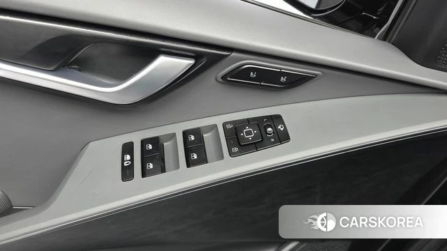Kia Di Ol Nu Niro id 4646411 из Кореи 11