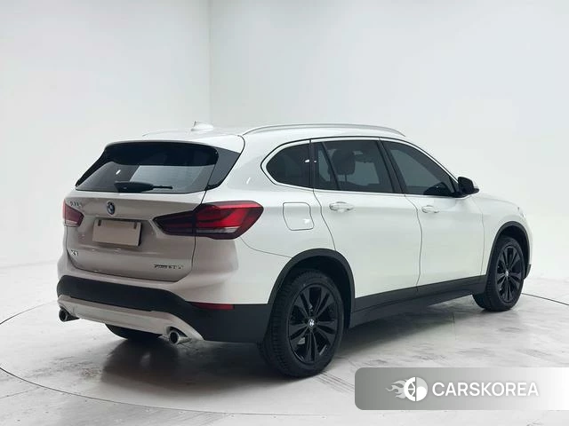 BMW X1 id 4342046 из Китая 11