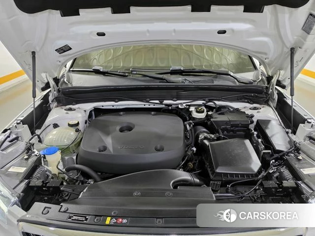 Volvo XC40 id 4872706 из Кореи 11