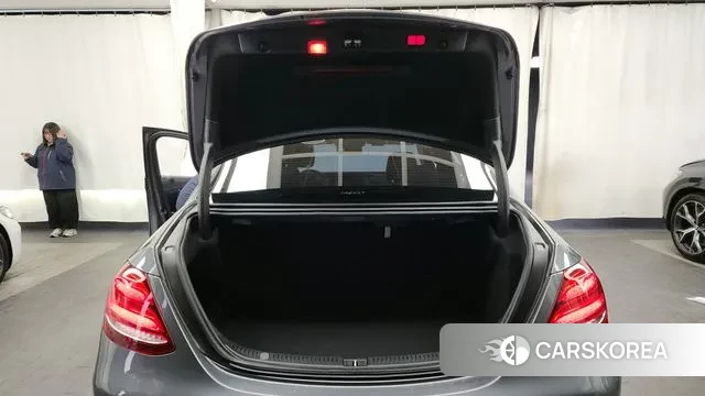 Mercedes-Benz E-Class W213 id 3682701 из Кореи 11