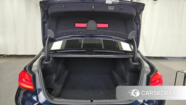 BMW 5 Series (G30) id 4552009 из Кореи 11