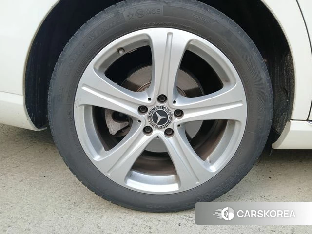Mercedes-Benz E-Class W213 id 4496997 из Кореи 11