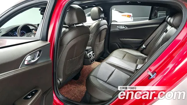 Kia Stinger id 2659243 из Кореи 11