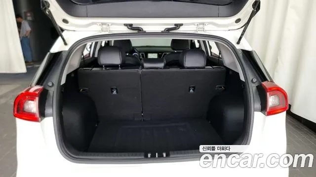 Kia Niro id 2903176 из Кореи 11