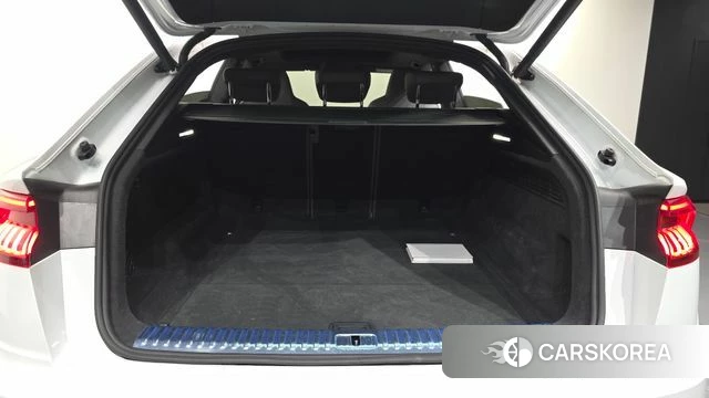 Audi Q8 (4M) id 4324338 из Кореи 11