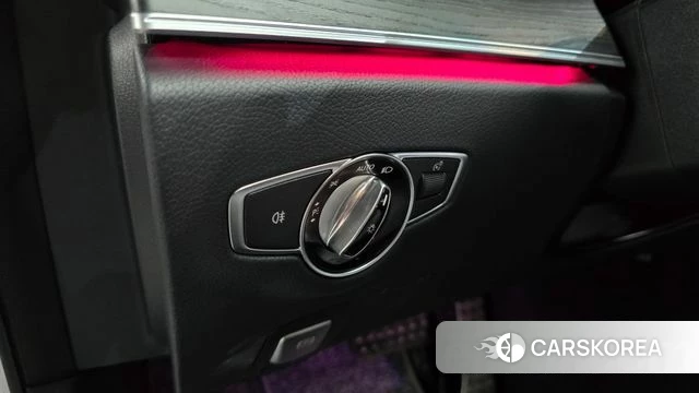 Mercedes-Benz E-Class W213 id 4594450 из Кореи 11