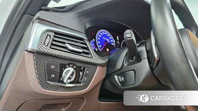BMW 5 Series (G30) id 4836849 из Кореи 11