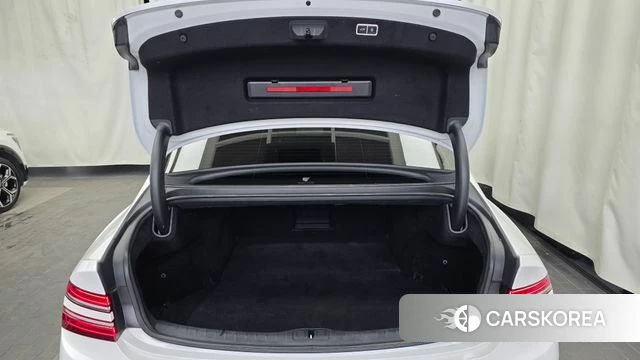 Genesis G80 (RG3) id 4355620 из Кореи 11