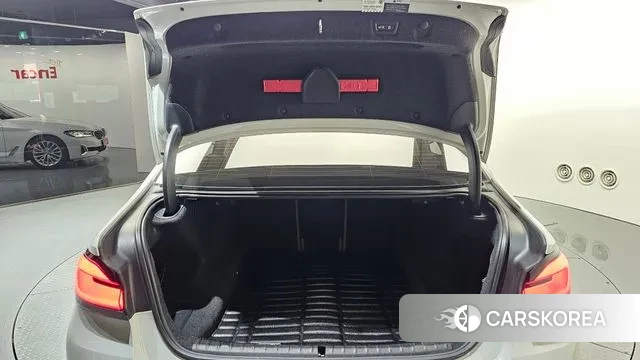 BMW 5 Series (G30) id 3561711 из Кореи 11