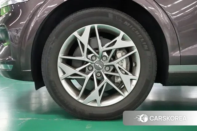 Genesis GV70 id 3041275 из Кореи 11