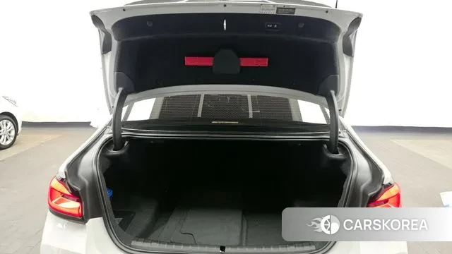 BMW 5 Series (G30) id 3702977 из Кореи 11