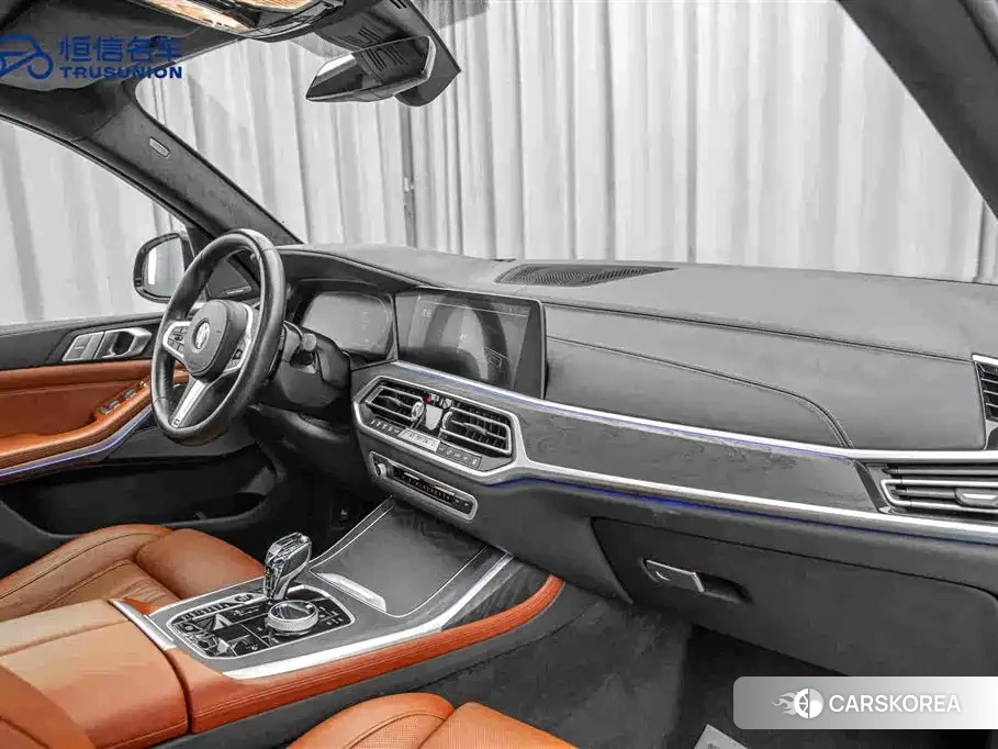 BMW X7 id 4601914 из Китая 11