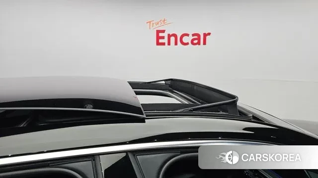 Hyundai Grandeur (GN7) id 3689642 из Кореи 11