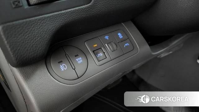 Hyundai The New Grand Starex id 4542357 из Кореи 11