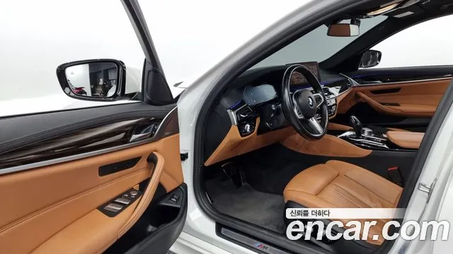 BMW 5 Series (G30) id 2699067 из Кореи 11