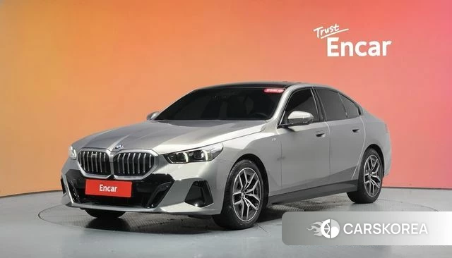 BMW 5 Series (G60) id 4629970 из Кореи 11